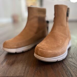 Sorel Explorer Zip WP - new with tags